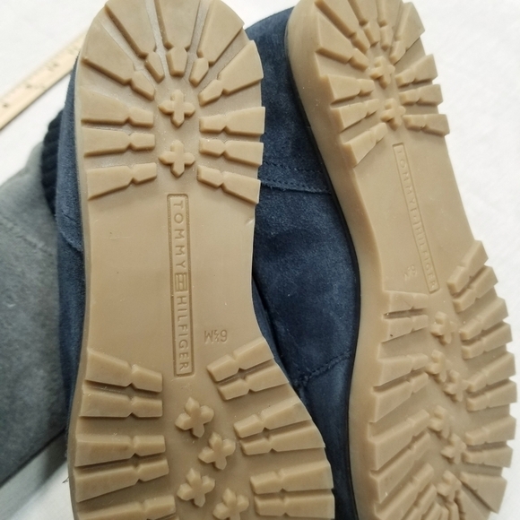 TOMMY HILFIGER Womens Serafin Blue Suede concealed Wedge Sz 6.5 Bootie NWOB - Picture 9 of 11